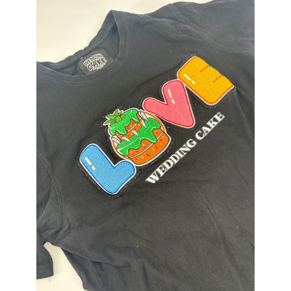Wedding‎ Cake Black LOVE Cake Graphic T-Shirt Size L